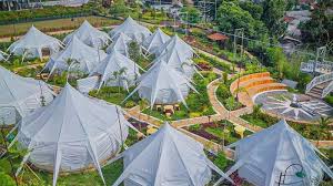 Eco Glamping 2025: Liburan Mewah Berkonsep Ramah Lingkungan