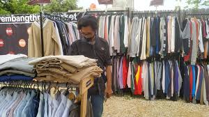 Tren Fashion Thrift 2025: Kreativitas, Keberlanjutan, dan Gaya Unik Anak Muda